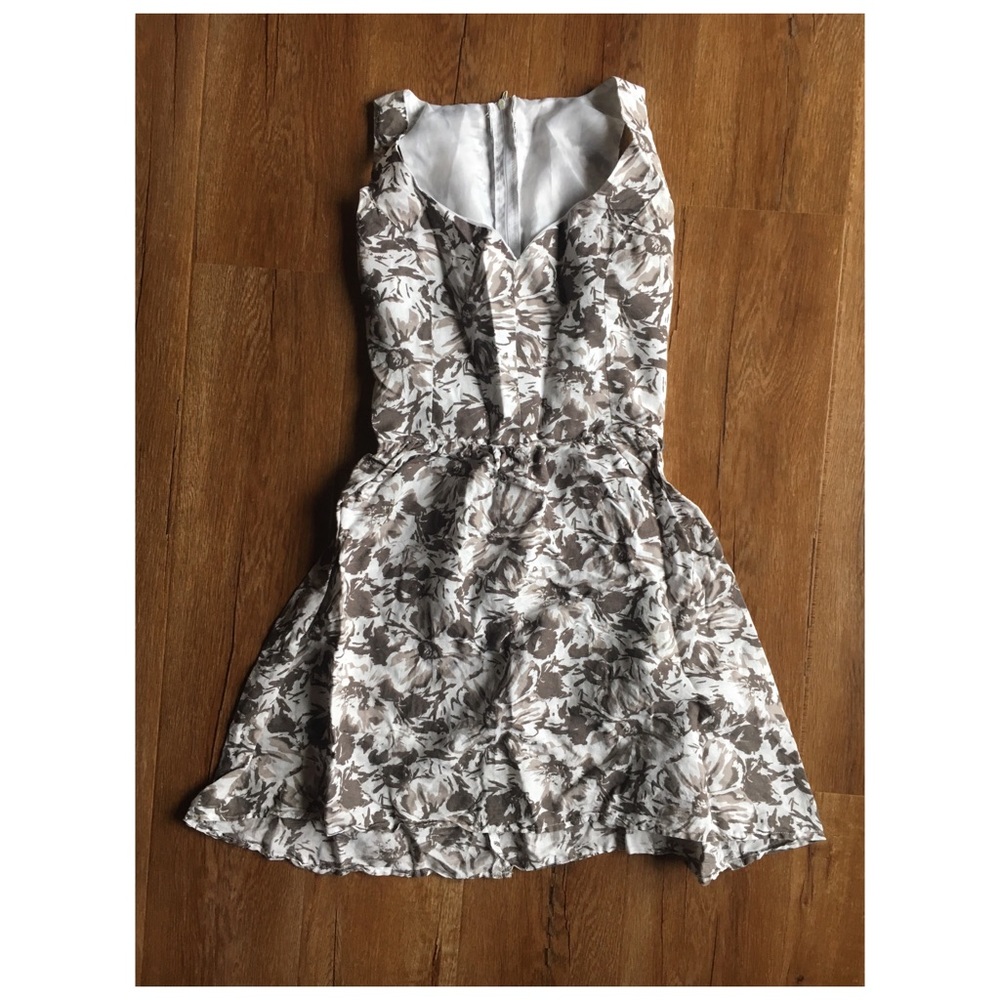 Vintage style dress